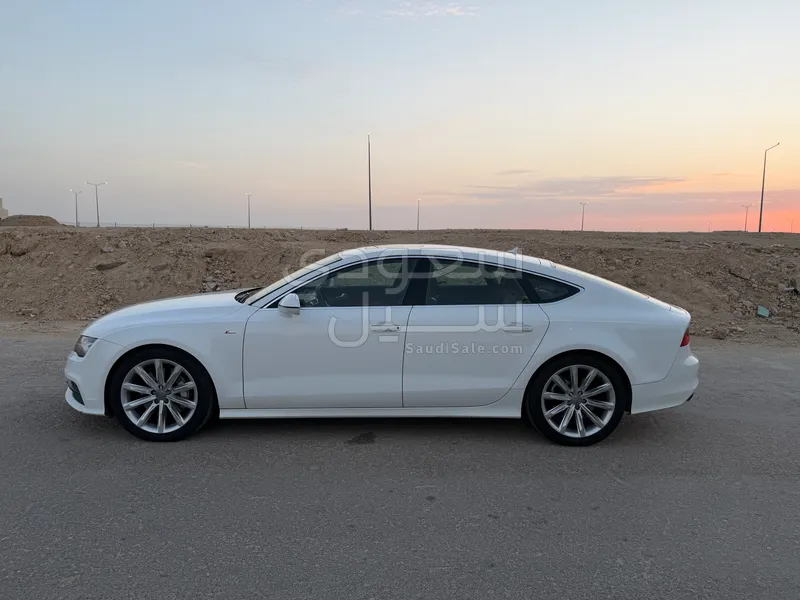 2015 اودي اي 7 50 تي اف اس اي