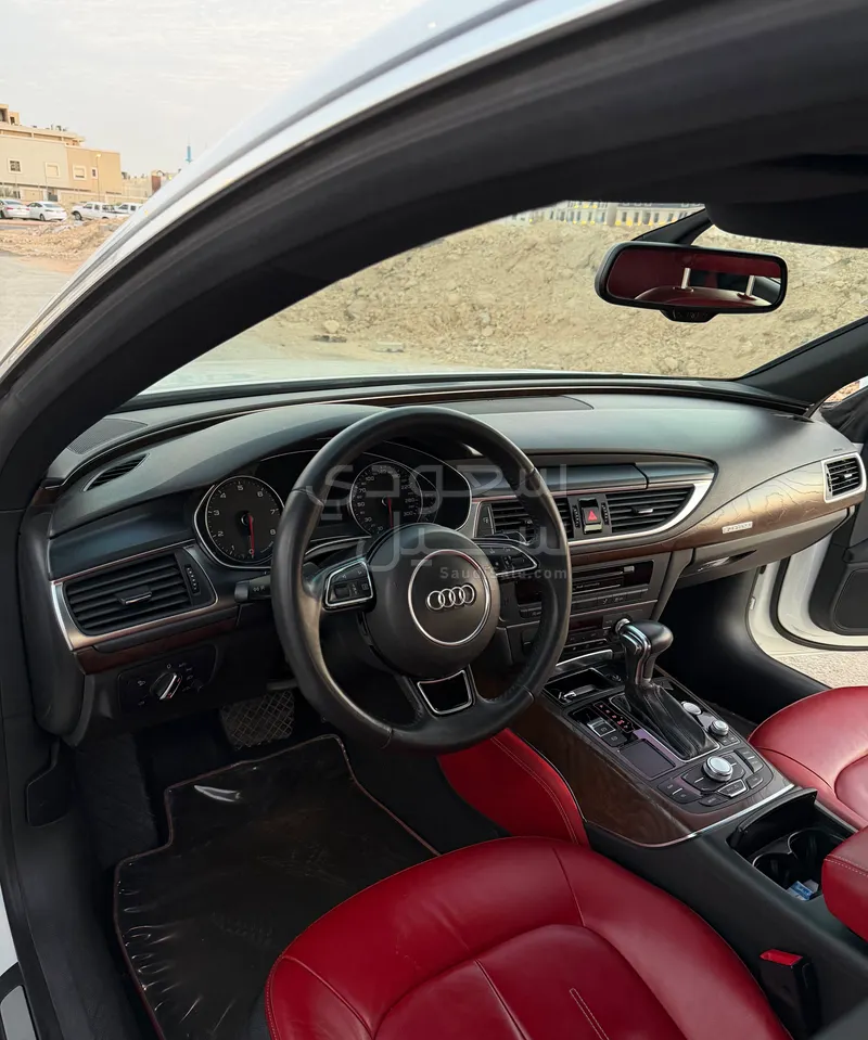 2015 اودي اي 7 50 تي اف اس اي