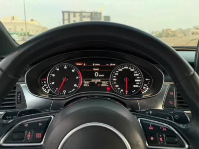 2015 اودي اي 7 50 تي اف اس اي