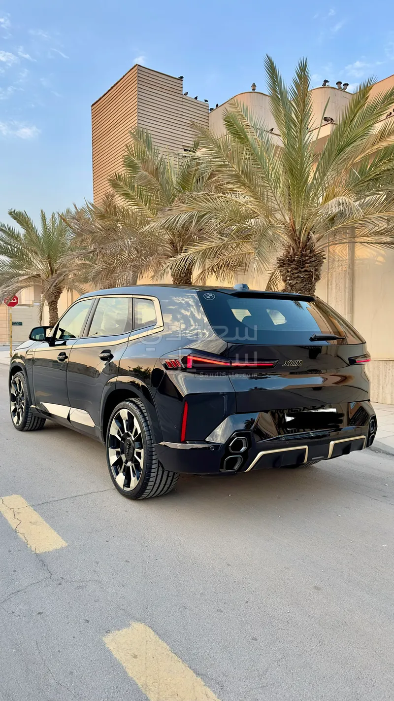 2023 بي ام دبليو اكس ام