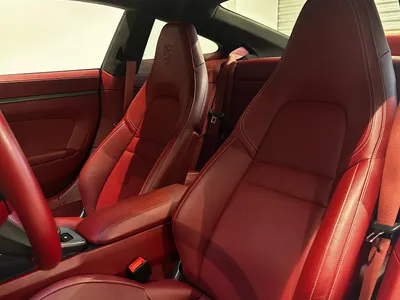 2024 بورش 911 كاريرا 4 اس