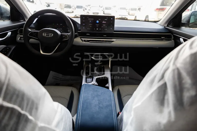 2024 جيلي امجراند