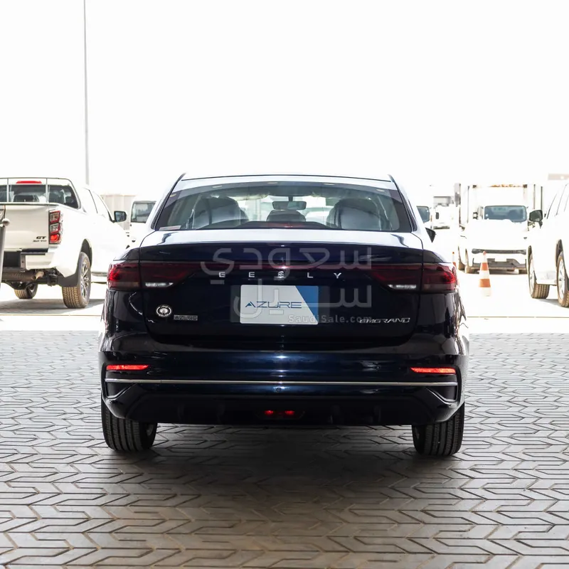 2025 جيلي امجراند