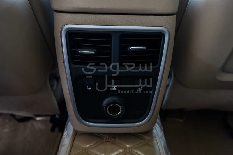 2012 كرايسلر 300 سي
