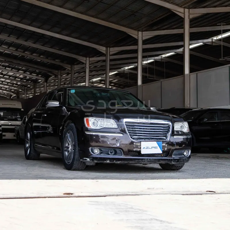 2012 كرايسلر 300 سي