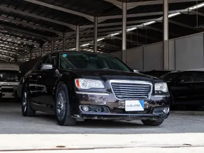 2012 كرايسلر 300 سي