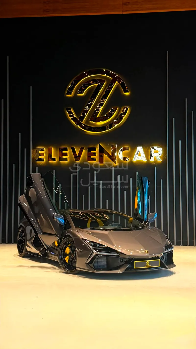 2025 لمبرجيني ريفويلتو