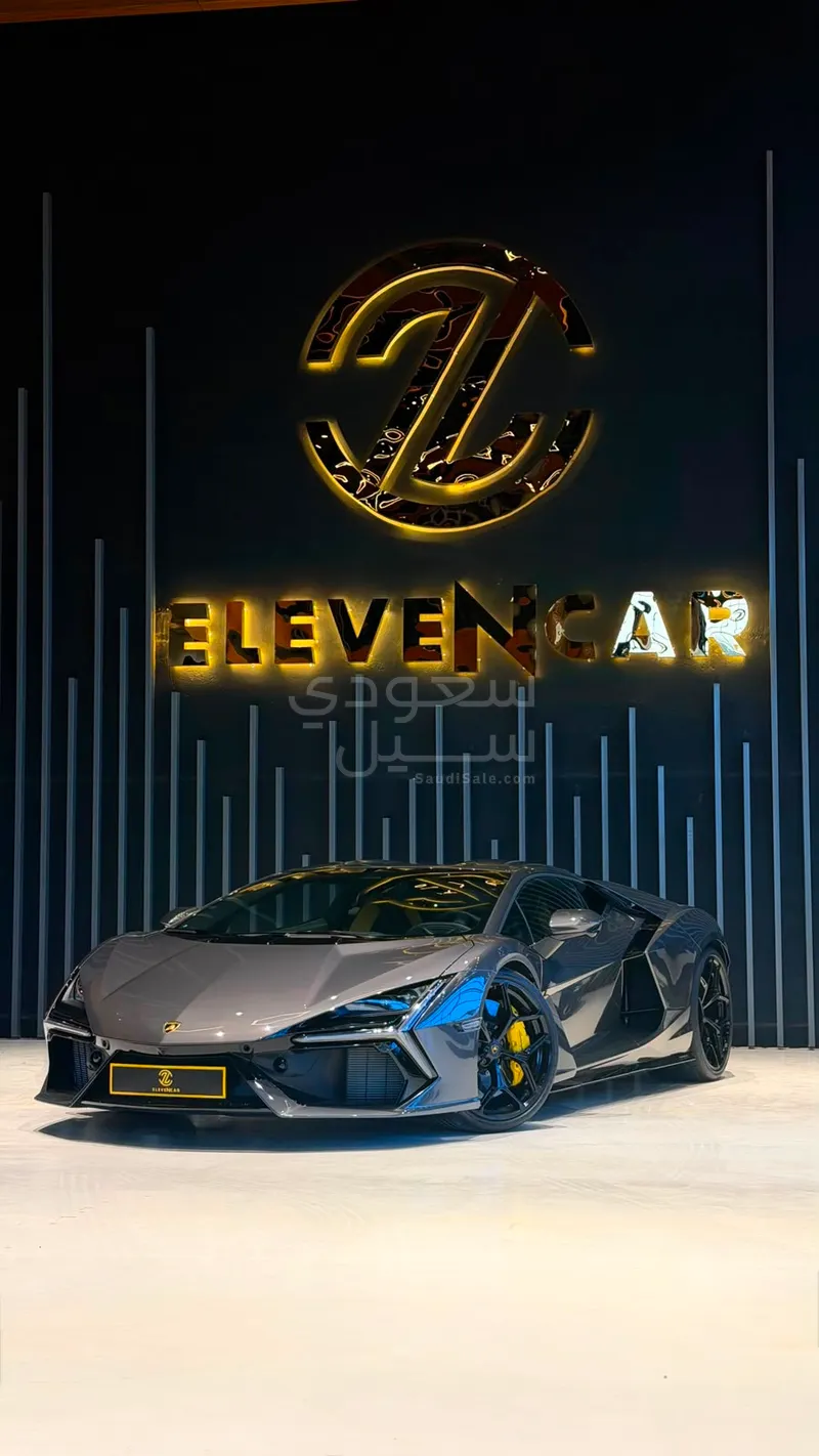 2025 لمبرجيني ريفويلتو