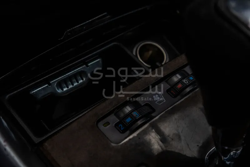2010 لكزس آي إس 250