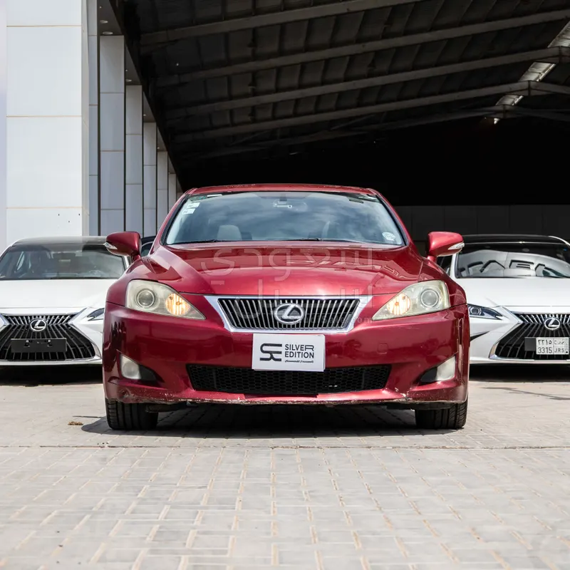 2010 لكزس آي إس 250