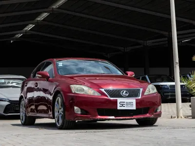 2010 لكزس آي إس 250