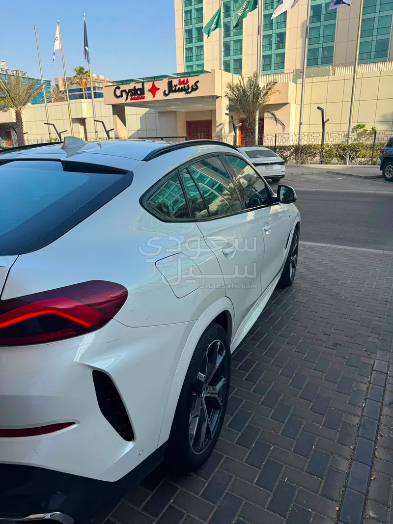 2022 بي ام دبليو الفئة اكس 6 إم 50 أي