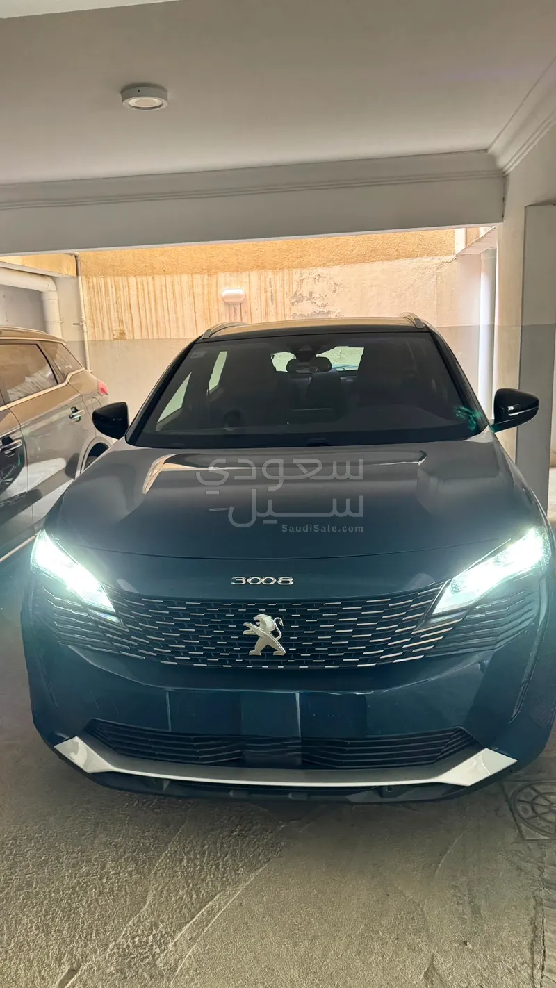 2025 بيجو 3008