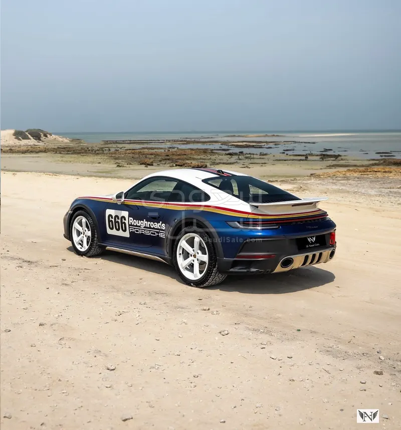 2023 بورش 911 داكار