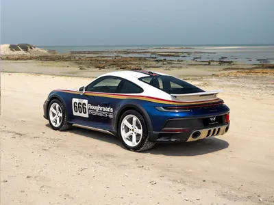 2023 بورش 911 داكار
