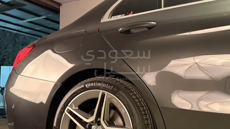 2021 مرسيدس - بنز سي 200 أي إم جي