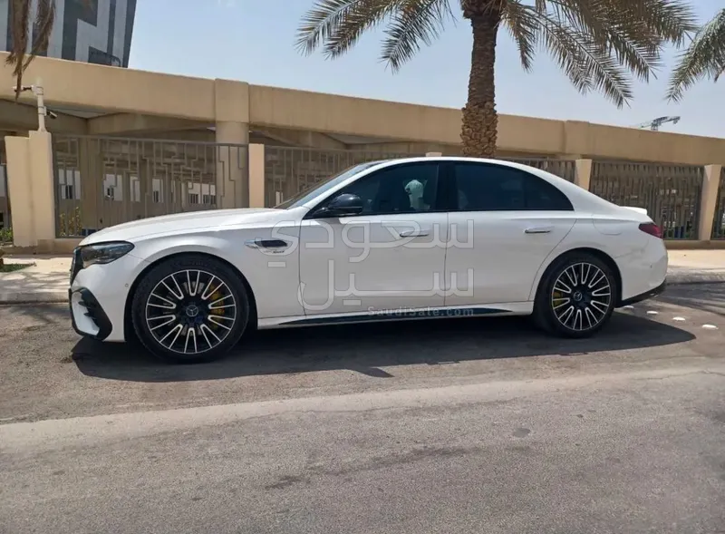 2025 مرسيدس - بنز إي 53 أي إم جي