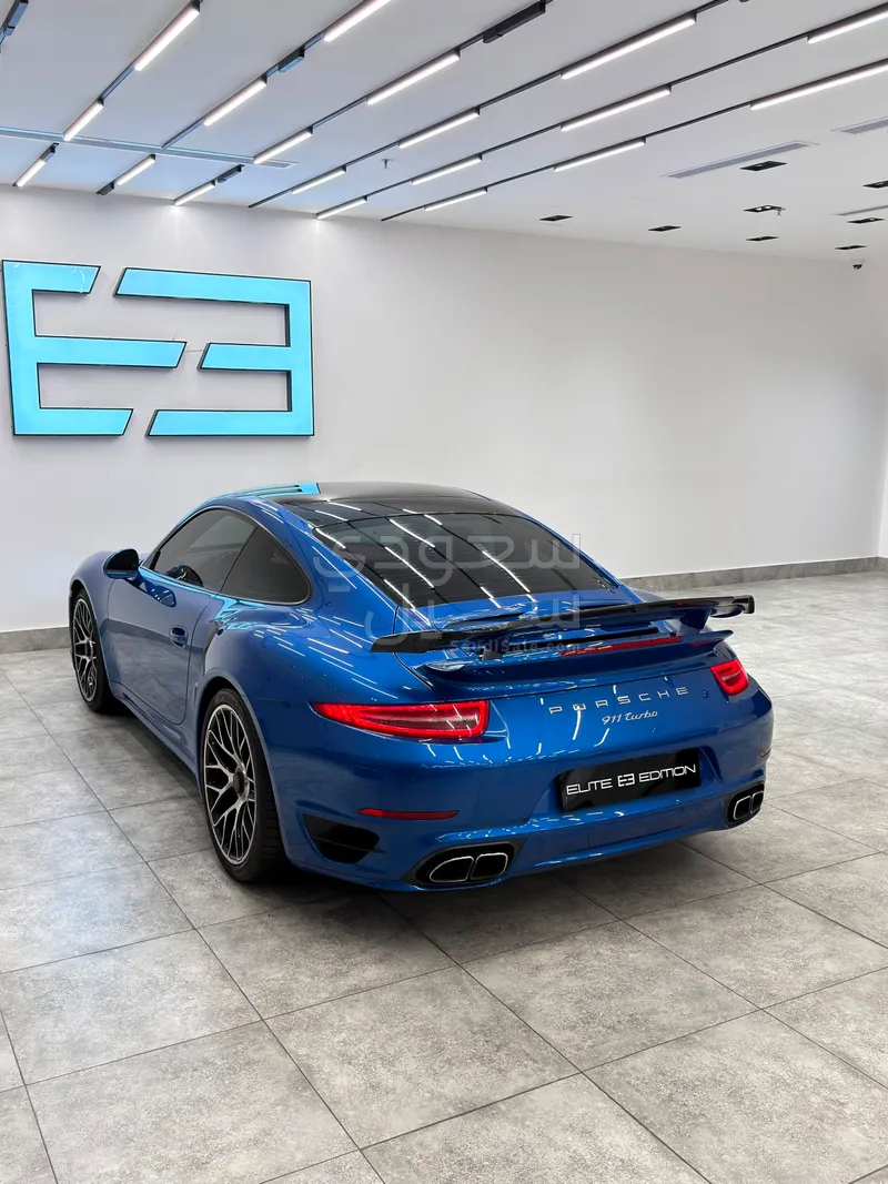 2016 بورش 911 توربو