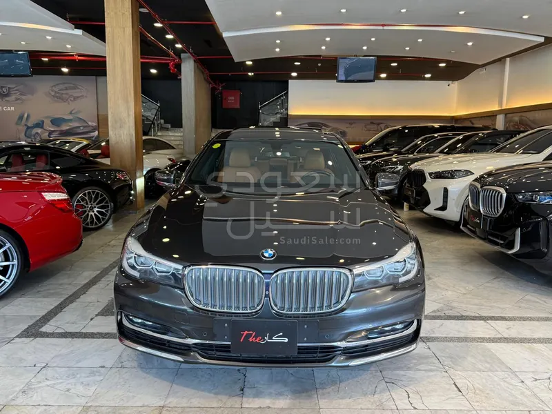 2019 بي ام دبليو الفئة السابعة 740أي