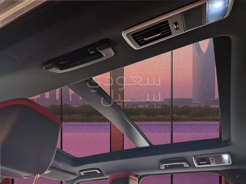2021 لاند روفر رينج روفر سبورت اتش اس اي