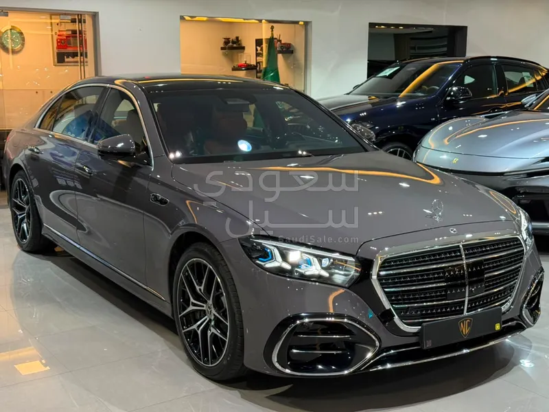 2027 مرسيدس - بنز إس 500