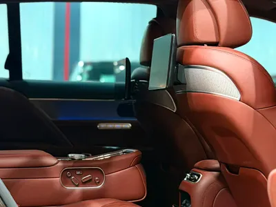 2025 جينيسيس جي 90