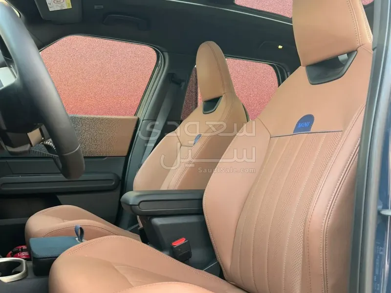 2025 ميني كونتري مان اس