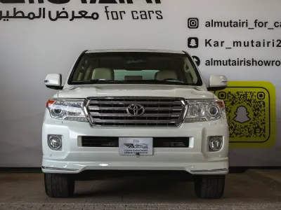 2014 تويوتا لاند كروزر في اكس ار