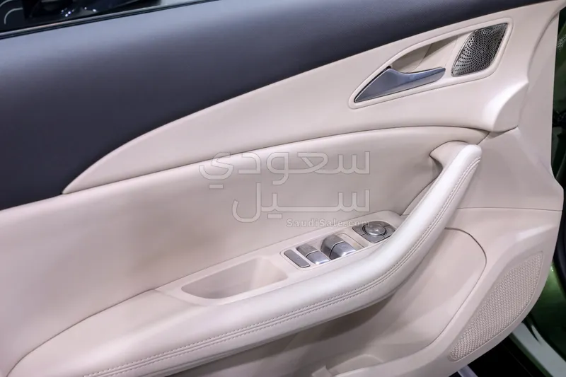 2027 فور ثينج اس٧ ريف