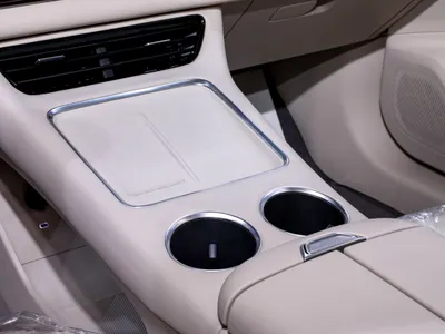 2027 فور ثينج اس٧ ريف