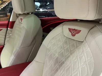 2024 بنتلي كونتيننتل فلاينج سبير أزور