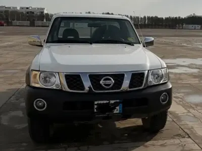 2023 نيسان بيك اب