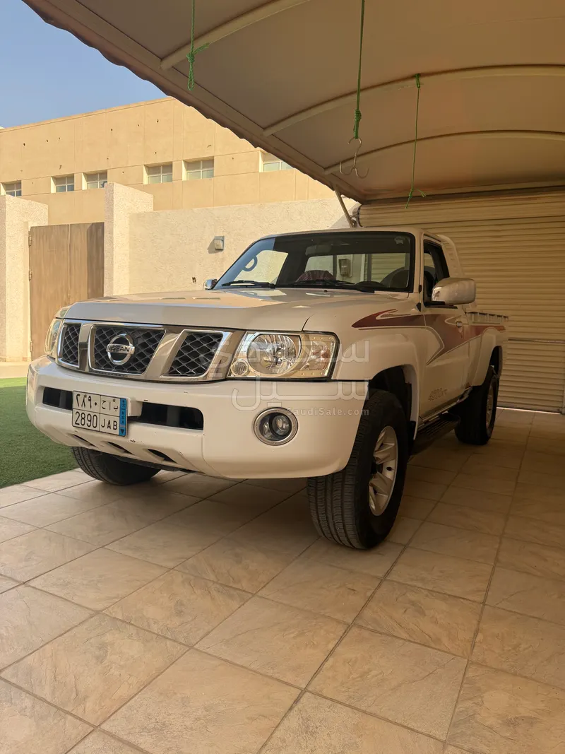 2016 نيسان باترول حوض
