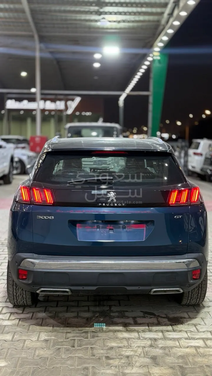 2025 بيجو 3008