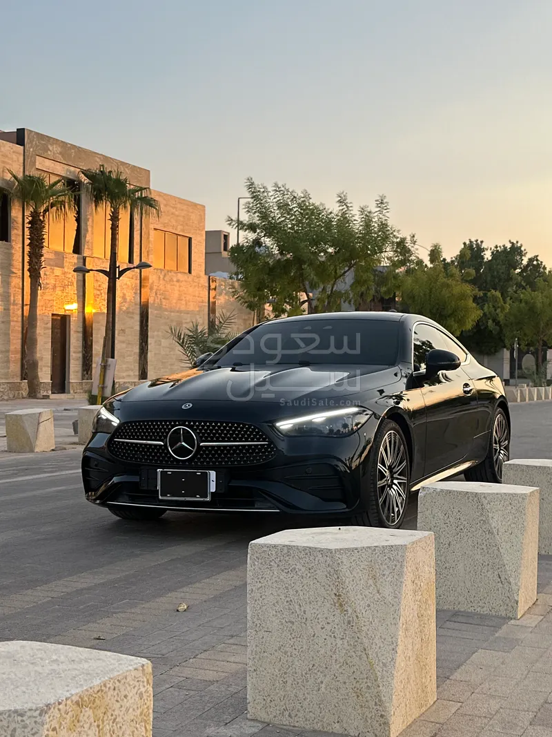 2025 مرسيدس - بنز سي إل إي 450