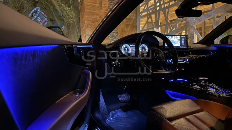 2023 اودي اي 5 40 تي اف اس اي اس لاين