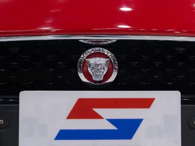 2015 جاكوار اف-تايب ار