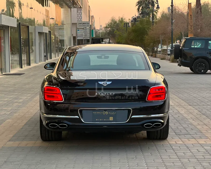 2021 بنتلي كونتيننتل فلاينج سبير