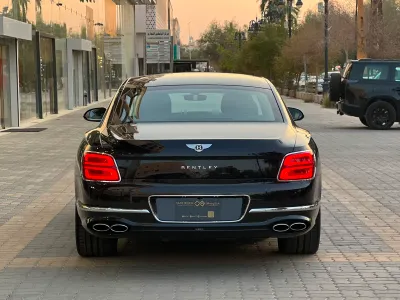 2021 بنتلي كونتيننتل فلاينج سبير