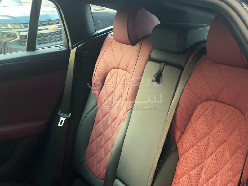 2026 بي ام دبليو الفئة اكس 6 إم كت