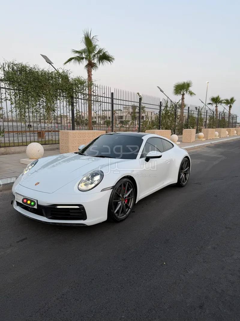 2022 بورش 911 كاريرا 4 اس