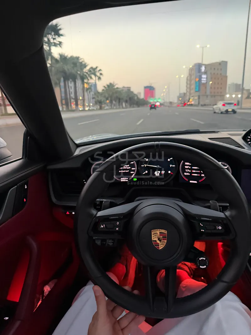 2022 بورش 911 كاريرا 4 اس