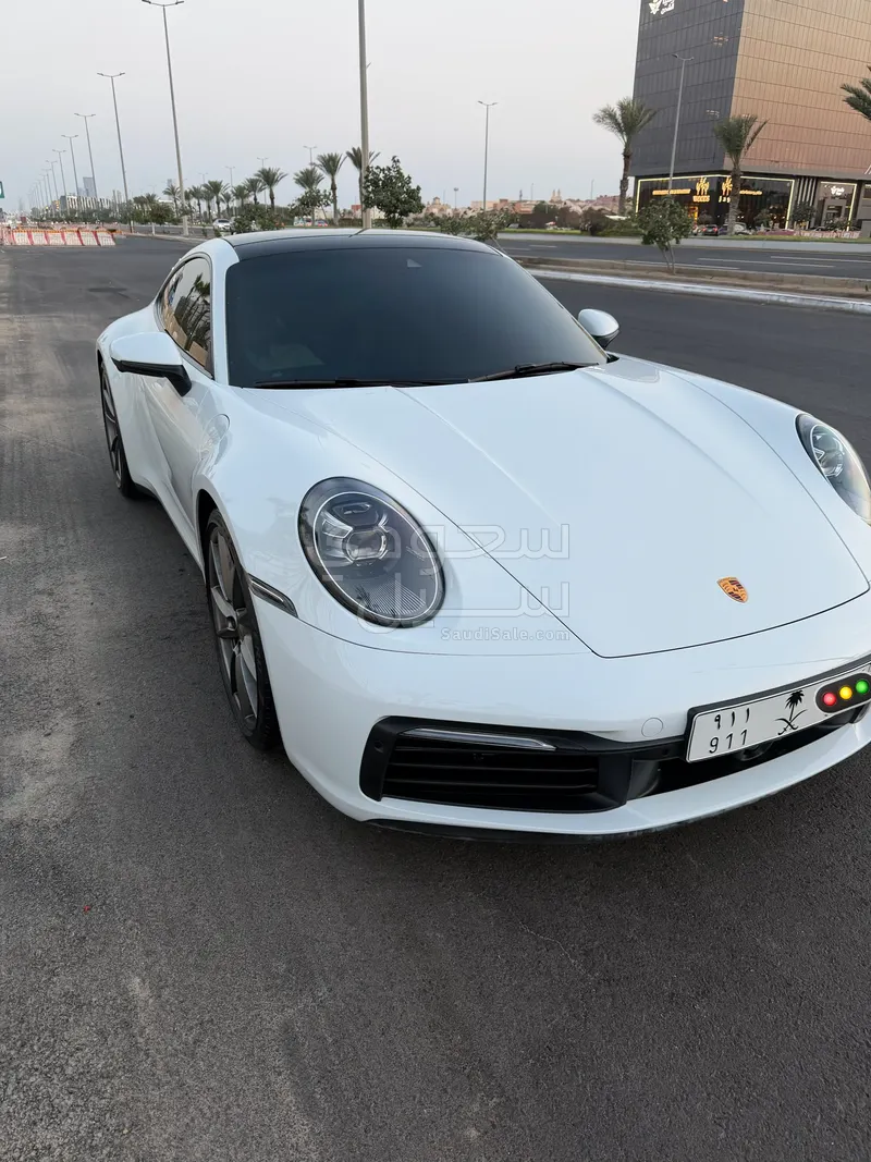 2022 بورش 911 كاريرا 4 اس