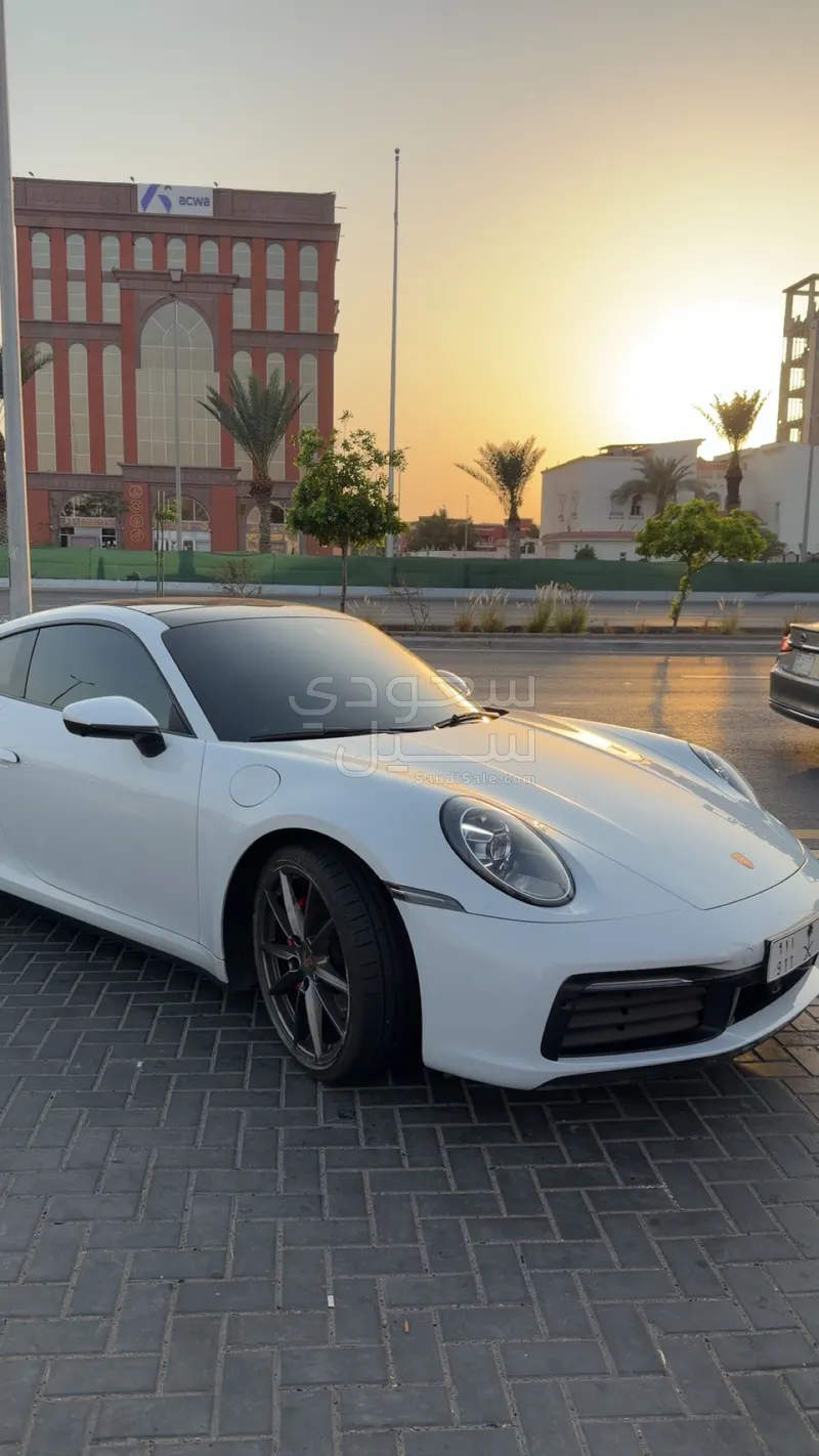 2022 بورش 911 كاريرا 4 اس