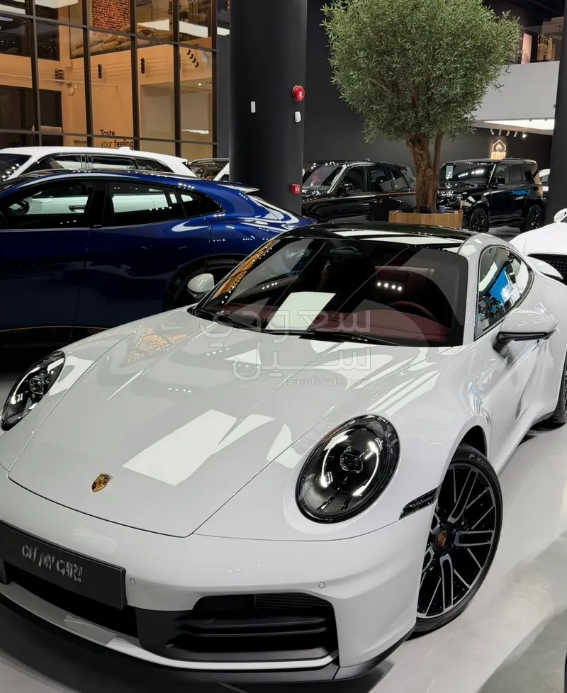 2026 بورش 911 كاريرا