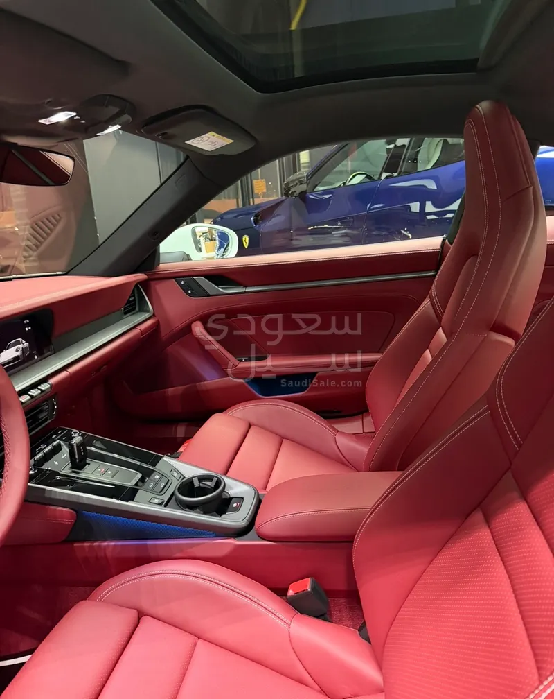 2026 بورش 911 كاريرا