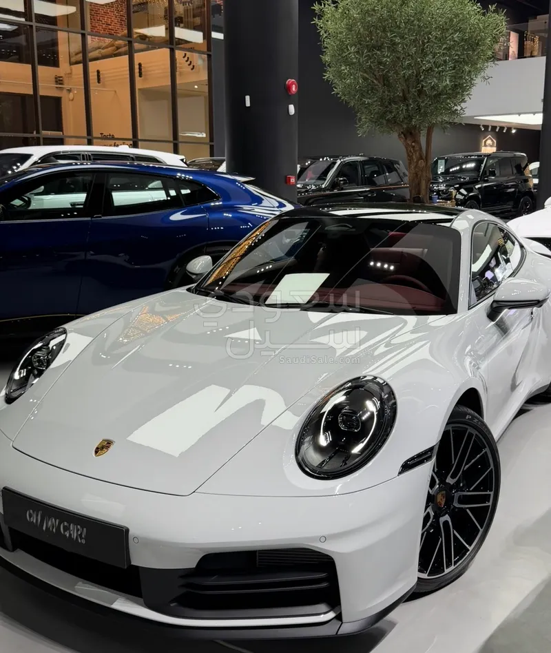 2026 بورش 911 كاريرا
