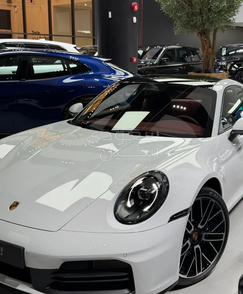 2026 بورش 911 كاريرا