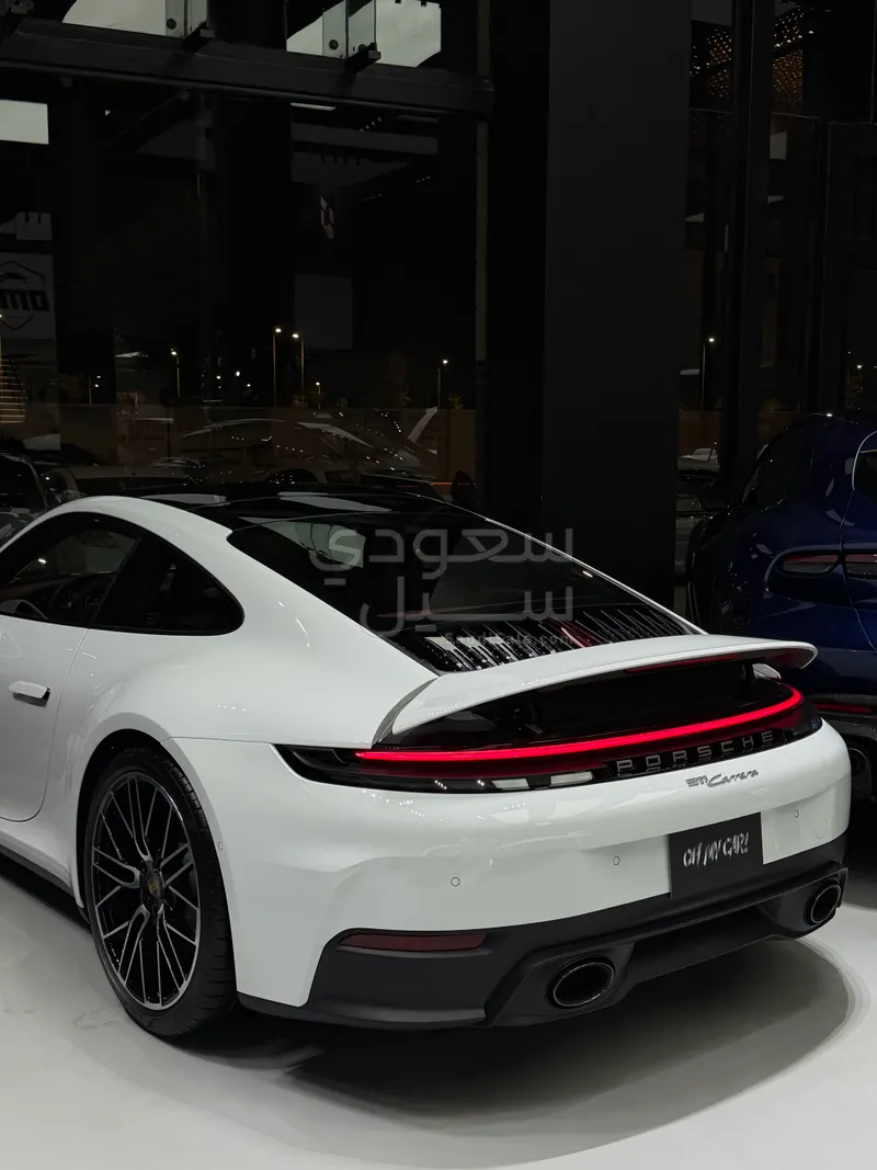 2026 بورش 911 كاريرا