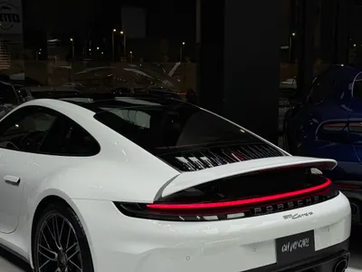 2026 بورش 911 كاريرا